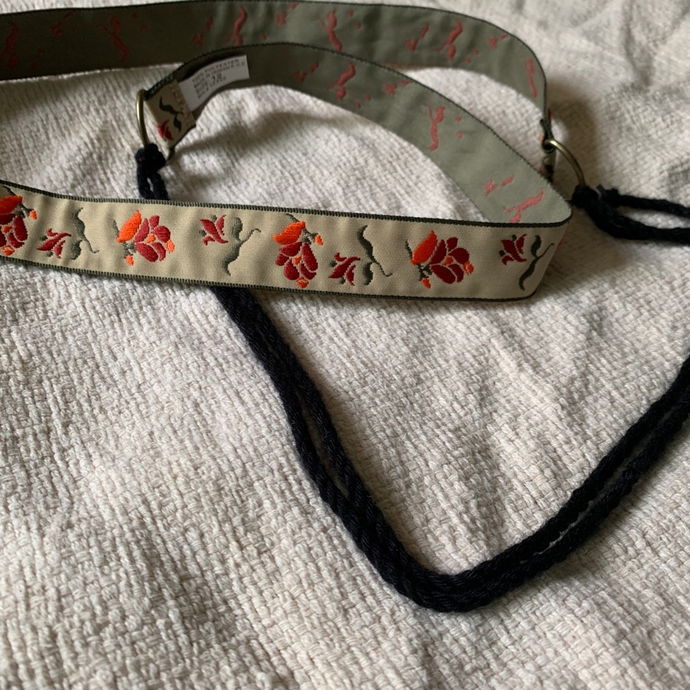 Vintage fabric tie belt with strings